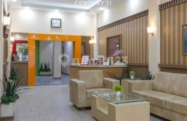 3-Storey Hotel in Partnership with RedDoorz at Paskal Bandung 3-Storey Hotel in Partnership with RedDoorz at Paskal Bandung