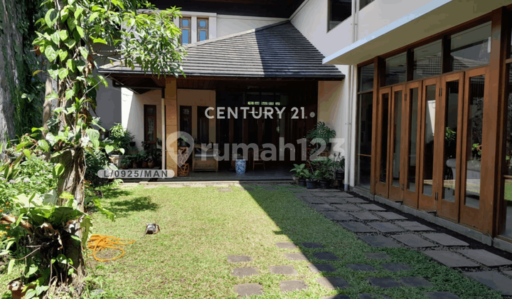 Rumah Mewah Nyaman 2 Lantai Strategis Di Jalan Dago Kota Bandung