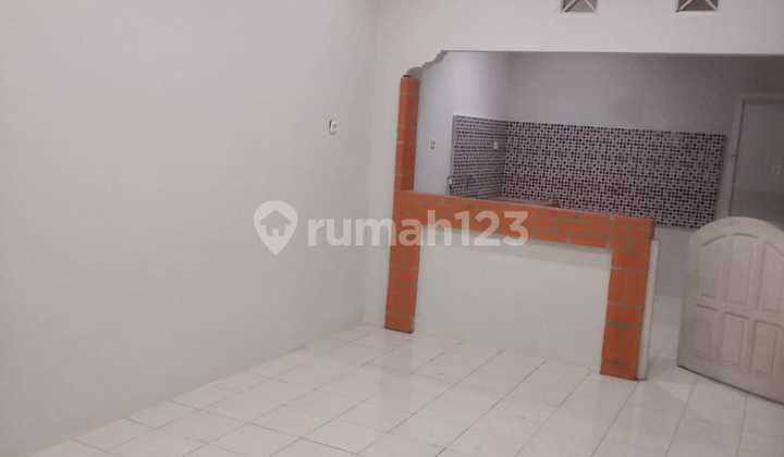 Dijual Rumah di Cluster Villa Nusa Indah, SHM, Row Jln 2 Mbl**Lusi 2