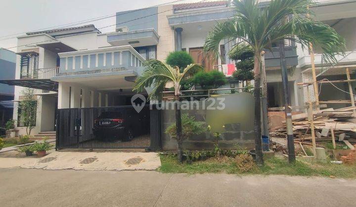 Dijual Rumah 2,5 Lantai, Siap Huni, Shm, Hadap Utara, Di Jatinegara     ** Owen 2