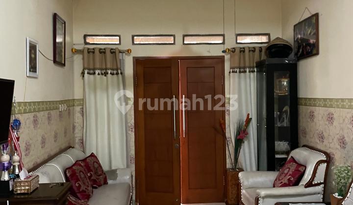 Dijual Rumah 3 Lantai Lokasi di Cempaka Putih, Shm***Wiwin