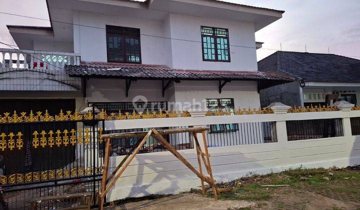 Dijual Cepat Harga Dibawah Njop, Rumah 2 Lantai ,dlm Komplek, Shm, Luas ***yongli 2