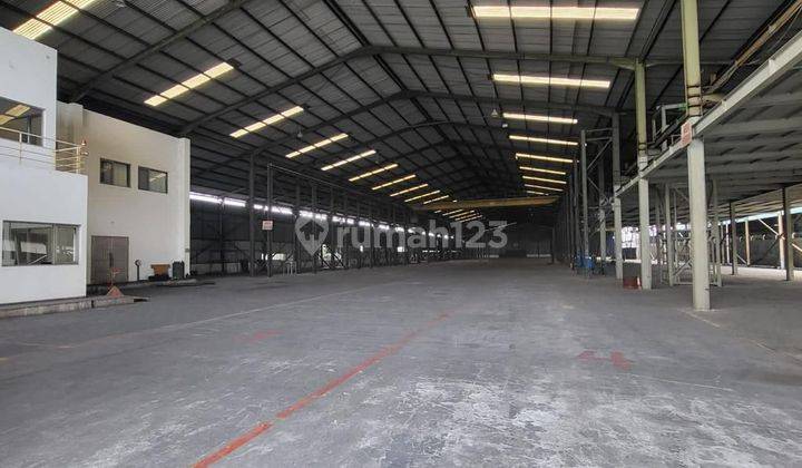 Dijual Cepat!! Gudang dan Bangunan Kantor 2 Tingkat, Lok Strategis, Siap Pakai, Akses Contener 40 Feet, Parkiran Cor Beton       ** Awan 1