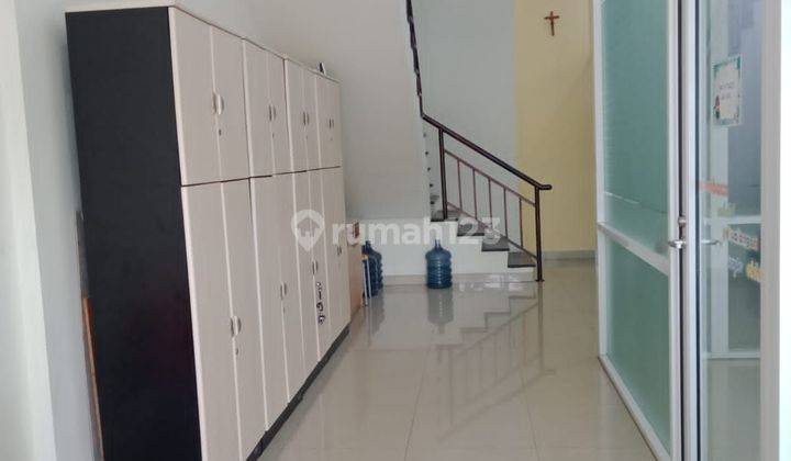 Turun Harga! Dijual Ruko 3 Lantai Lokasi Di Bawah Apartemen Gading Mediterania, Siap Pakai, Besih, Terawat        **celiang 1