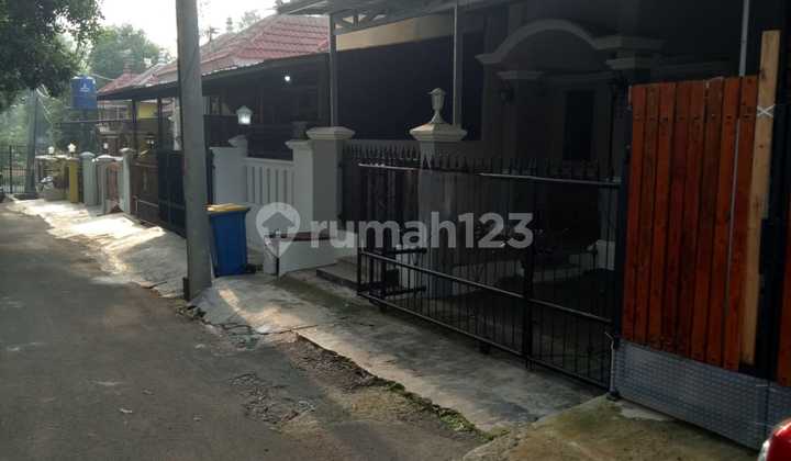 For Sale Fast 1-Story House, in Perum Villa Nusa Indah Bogor, SHM**Lusi 2