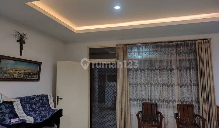 Rumah Cipinang Muara bonus furniture dari kayu jati 1 menit akses tol  2