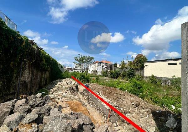 Disewakan Tanah area Premium lokasi strategis di Jalan Mertanadi Kerobokan Dekat ke Canggu dan Seminyak