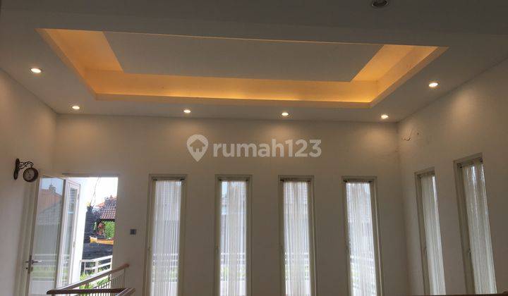 Disewakan Rumah Asri Dan Nyaman Aera Renon 11