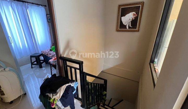 Modern minimalist house for sale in a safe and comfortable environment at Taman Griya Jimbaran 2