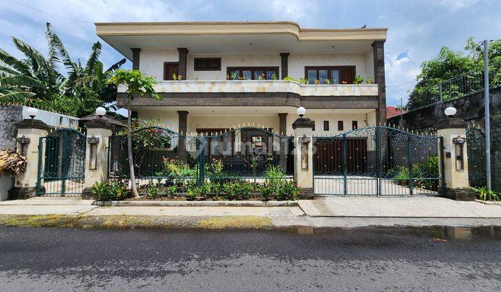 Rumah Jual Modern di Area Premium Renon Lingkungan Yang Aman  1