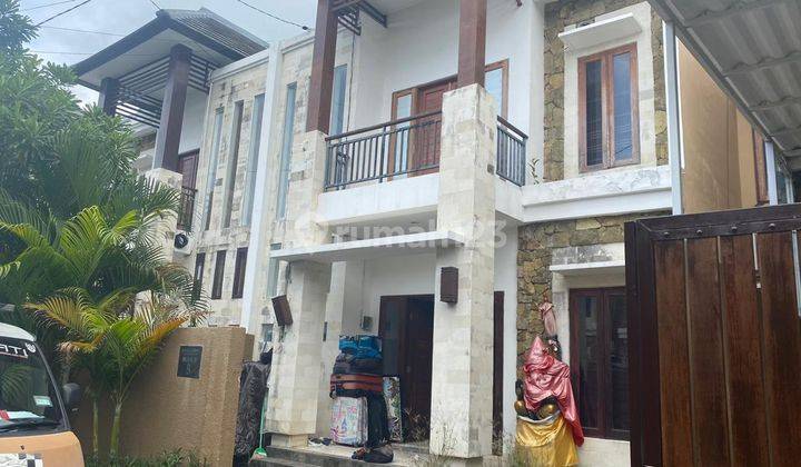 Rumah Jual One Gate System di Area Yang Nyaman Royal Garden  1