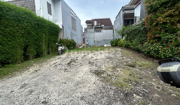 Land for Sale in a Strategic Location Suitable for Residence in West Denpasar