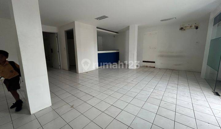 Disewakan Ruko Area Strategis Di Jalan Utama Ayani Utara 1