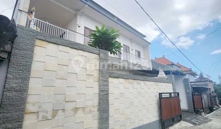 Disewakan Rumah Lokasi Strategis Dekat Renon Area Perkantoran