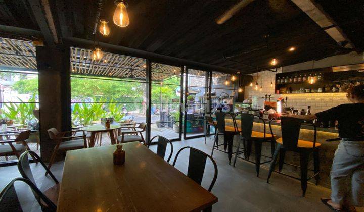 Overcontract of Furnished Restaurant on Semat Berawa Highway 2