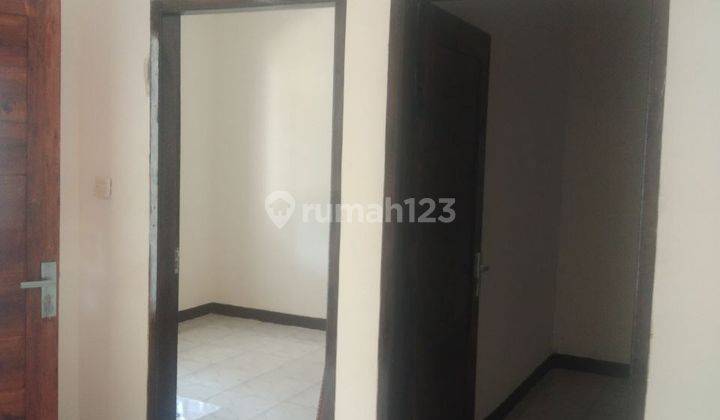 Desain Cantik Nuansa Klasik, Bisa Diangsur 10 Tahun 5
