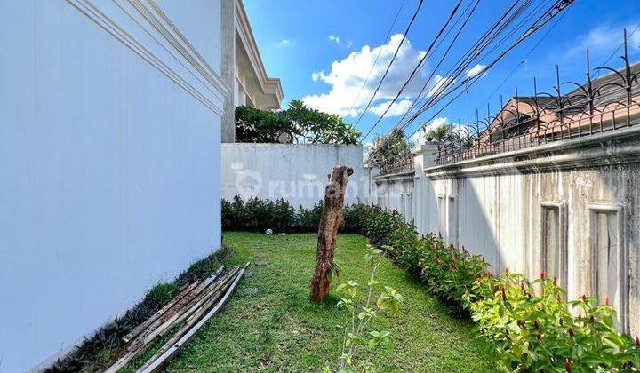 RUMAH MEWAH ASRI DAN NYAMAN LOKASI SANGAT STRATEGIS 4