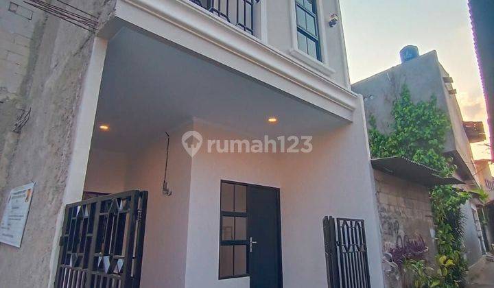 RUMAH MURAH DUA LANTAI  1