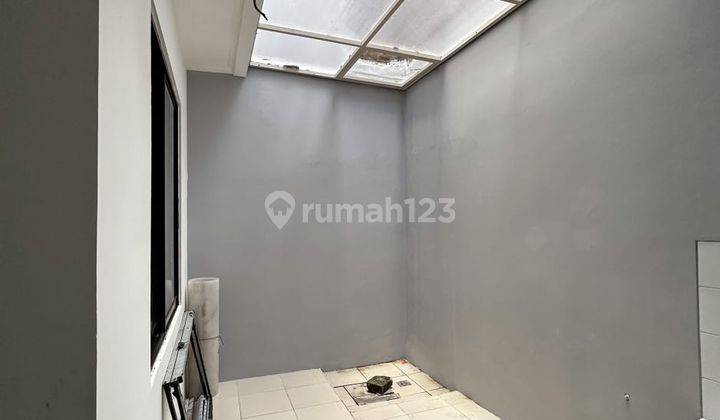 Dijual Rumah Tinggal Lokasi Casa Jardin Daan Mogot Raya  2