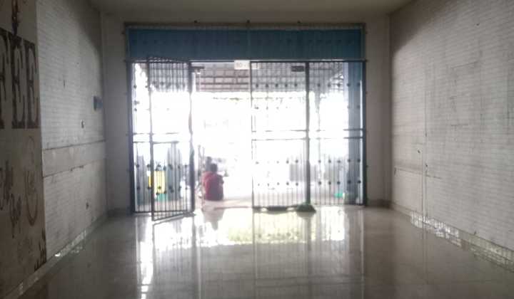 Citra 7, Kalideres, Jakbar..Disewa Ruko 2 Lt, Deposit 10Jt, Hadap Depan Jalan Raya Utama, Ada Skat Kamar Kantor, Air Pam, Cocok Utk Kuliner/Kantor,Dll.-R0b Citra 7, Kalideres, Jakbar..Disewa Ruko 2 Lt, Deposit 10Jt, Hadap Depan Jalan Raya Utama, Ada Skat Kamar Kantor, Air Pam, Cocok Utk Kuliner/Kantor,Dll.-R0b