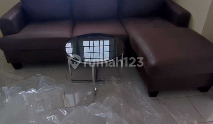 Taman Palem Blok A Danamon, Cengkareng, Jakbar..Disewa Rumah 2 Lt, Furnished, Listrik 5500W, Air Pam.-D10