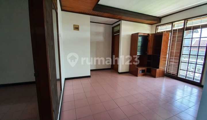 Citra 1 Di Boulevard - 2 Lantai - Jual Dibawah NJOP - Hadap Timur Laut