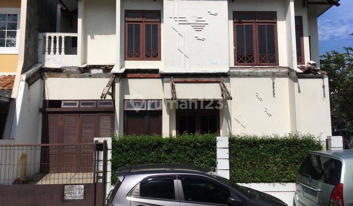 DIJUAL RUMAH  HITUNG TANAH PURI KENCANA  /al.b3n.0724 2