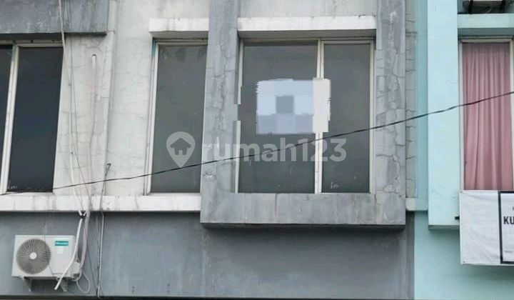 Jl Raya Kapuk, City Garden Boulevard, Cengkareng, West Jakarta. For Rent: 3.5-Storey Shop House, Ready to Use, Deposit 20 Million, PLN 2200W, WTP Water - 4 Refrigerators. Jl Raya Kapuk, City Garden Boulevard, Cengkareng, West Jakarta. For Rent: 3.5-Storey Shop House, Ready to Use, Deposit 20 Million, PLN 2200W, WTP Water - 4 Refrigerators.