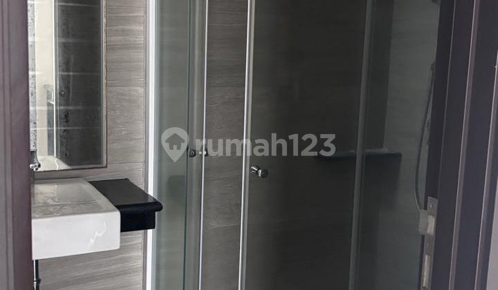 Cleveland Cluster, Pik 2, North Jakarta..For Rent: 2-Story House, Deposit 10 Million, 2 Bedrooms, 2 Bathrooms, 2200W Electricity, Tap Water.-M31.