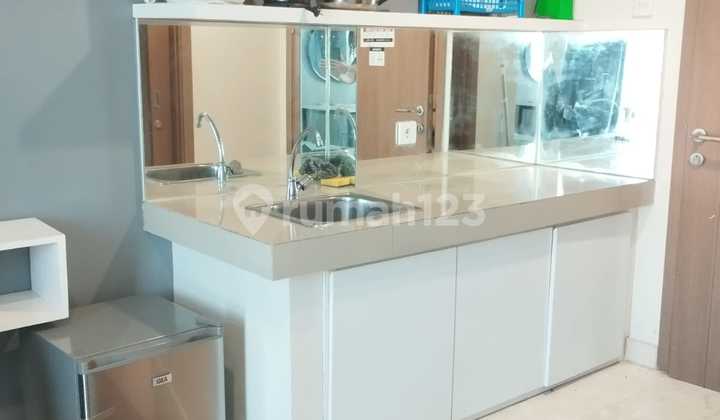 Unit. Puri Orchard Studio Type Floor 38 - Furnished