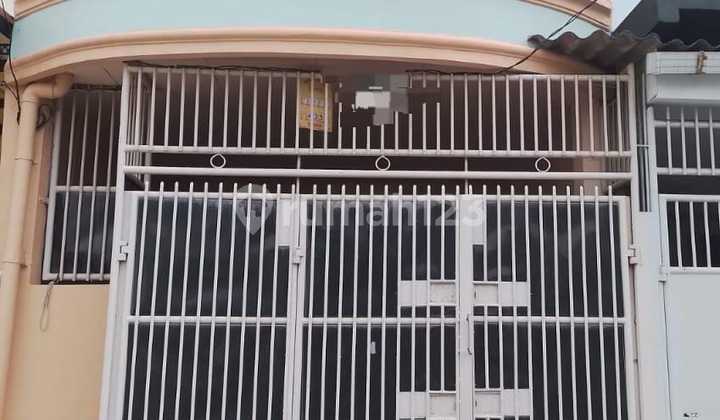 Taman Palem, Jakbar..Disewa Rumah 2.75 LT, Blok Bagus dan Tidak Banjir, Sewa 1 Thn 52Jt, Sewa 2 Thn 94Jt, Row Jalan 2 Mobil, Listrik 2200W, Air Pam.