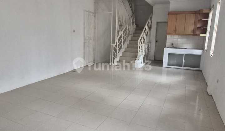 Rainbow Shop House, Shop House 1000, Taman Palem, West Jakarta.. For rent 2 Adjacent Shop Houses, 4 Floors, 1 Mid Unit and 1 Corner Unit, Located on Boulevard Raya, Post-Renovation and Ready to Use, Unfurnished, Facing South and West, PLN 7700w. 1