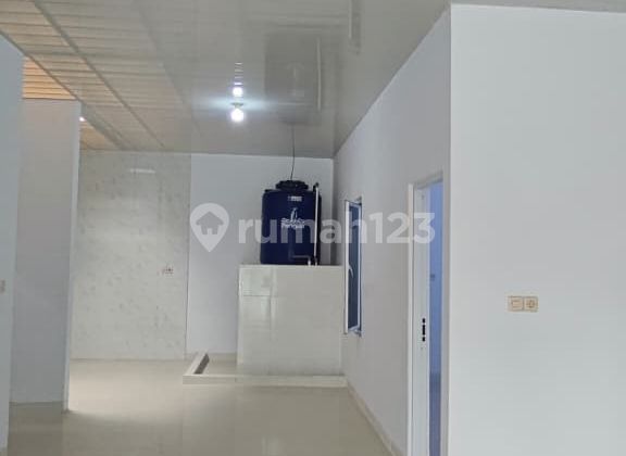 Taman Kencana, Cengkareng, Jakbar..Disewa Rumah 1 LT, Row Jln 3 Mbl, Hadap Timur Laut, PLN 2200W, Air Pam.-K3l.ro