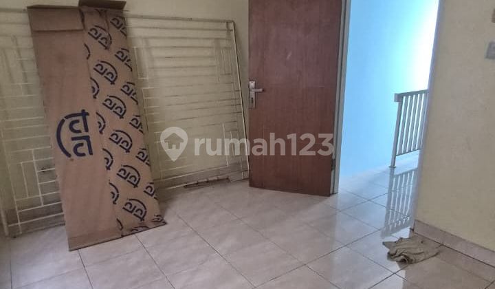 For Rent: 2-Story House, Newly Renovated, Unfurnished, 2200w Electricity, Piped Water. Location: Pasadena, East Cengkareng, West Jakarta.