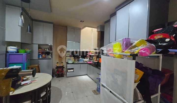 Pasadena Cengkareng - 2 Floors Semi-Furnished, Nice - Flood-Free