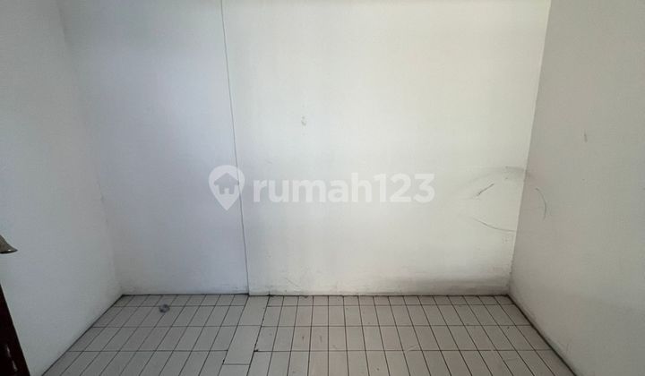 Citra 3, Pegadungan, Kalideres, West Jakarta..For Rent: 1 1/4 story house, facing Northwest, 2200W electricity, WTP water, SHM-Rr. 2