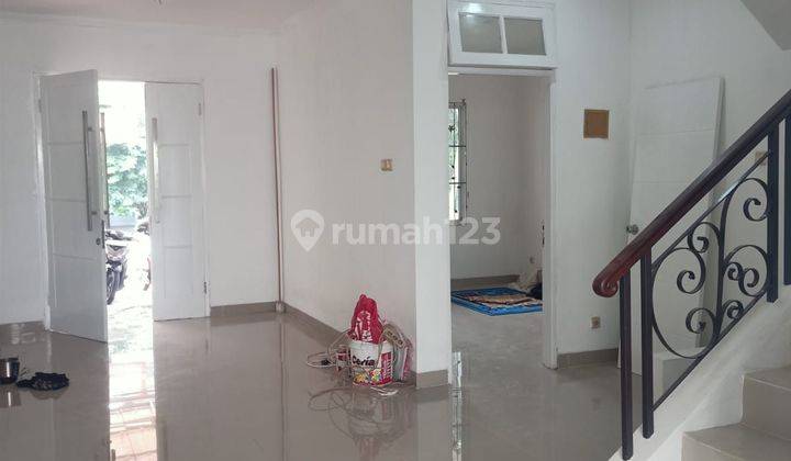 Rumah dijual 2Lantai Di Perumahan Kota Wisata Cibubur  1