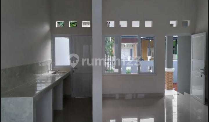 Rumah dijual dikomplek Limus Pratama Regency Cileungsi 5