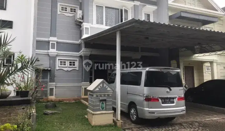 Dijual rumah 2lantai di komplek Kota Wisata Gunung putri 2