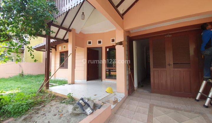 Rumah dijual 2Lantai di Perumahan Raffles Hills Cibubur  2