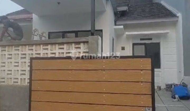 Rumah siap huni dijual di Perumahan Metland Cileungsi  1