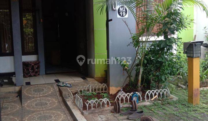 Rumah dijual murah di Perumahan Legenda Wisata Cibubur  1