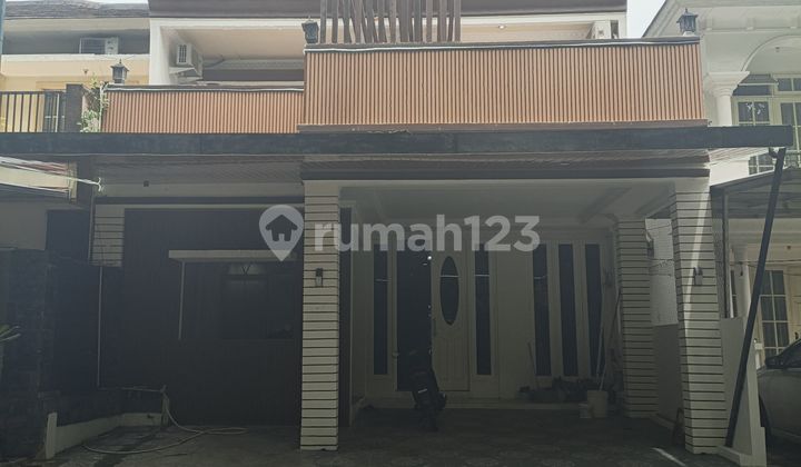 Rumah 3lantai Dijual Murah Diperumahan Kota Wisata Cibubur Rumah 3lantai Dijual Murah Diperumahan Kota Wisata Cibubur