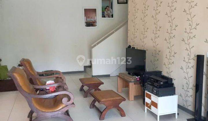 RUMAH BESAR DI KOTA BARU PARAHYANGAN DENGAN KONSEP KOTA PELAJAR 2