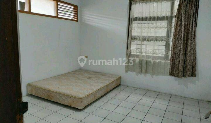 SEWA RUMAH PUSAT KOTA SAYAP KEBONKAWUNG 7