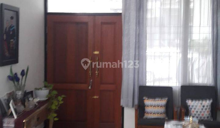 DIJUAL RUMAH CANTIK HOEK BESAR MURAH DI CIHANJUANG TENGAH  2