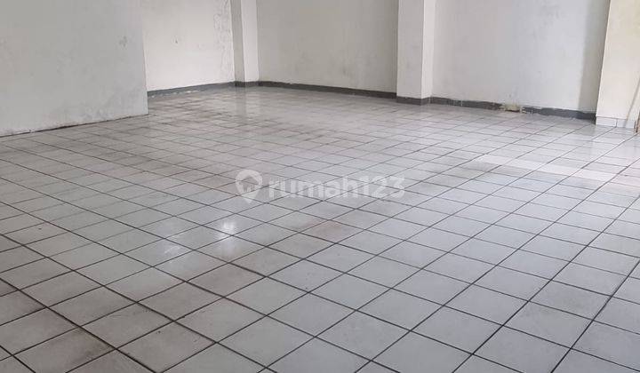 DISEWAKAN RUKO MURAH BESAR DAN STRATEGIS DI KARAPITAN 8