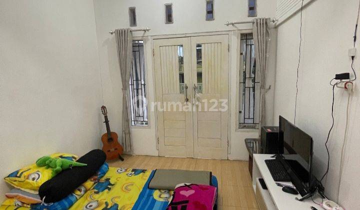 DIJUAL RUMAH CANTIK DALAM KOMPLEK BARU RENOVASI DI KOMPLEK PERMATA CIMAHI 2