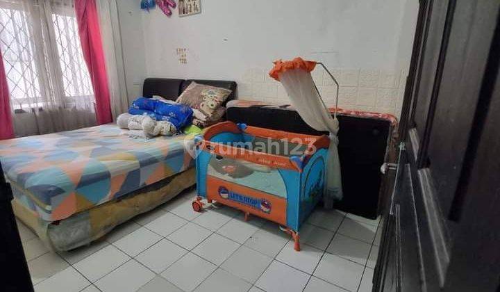 DIJUAL RUMAH SIAP HUNI DI KOMPLEK TAMAN RAHAYU CIGONDEWAH 2