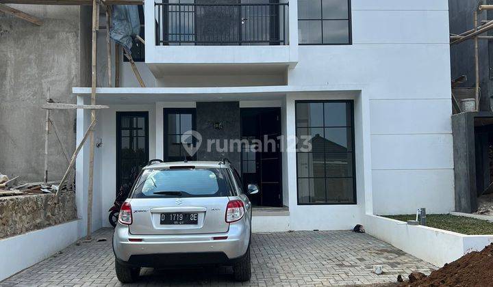 DIJUAL RUMAH BARU DI KOMPLEK ROSALIE HILLS CIPAGERAN CIMAHI UTARA 1